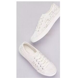 CROCHET LACE SNEAKERS - never worn